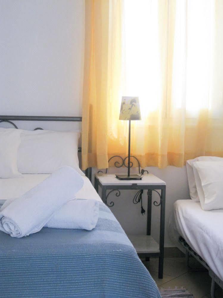 Aloni Ios Apartment Mylopotas Bagian luar foto
